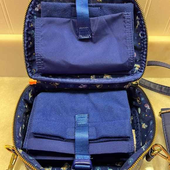 Lounge Disney 50th Anniversary Crossbody Pin Bag - Picture 6 of 7